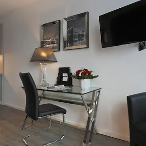 https://hotel-boardinghouse-dusseldorf.dusseldorf-hotel.net